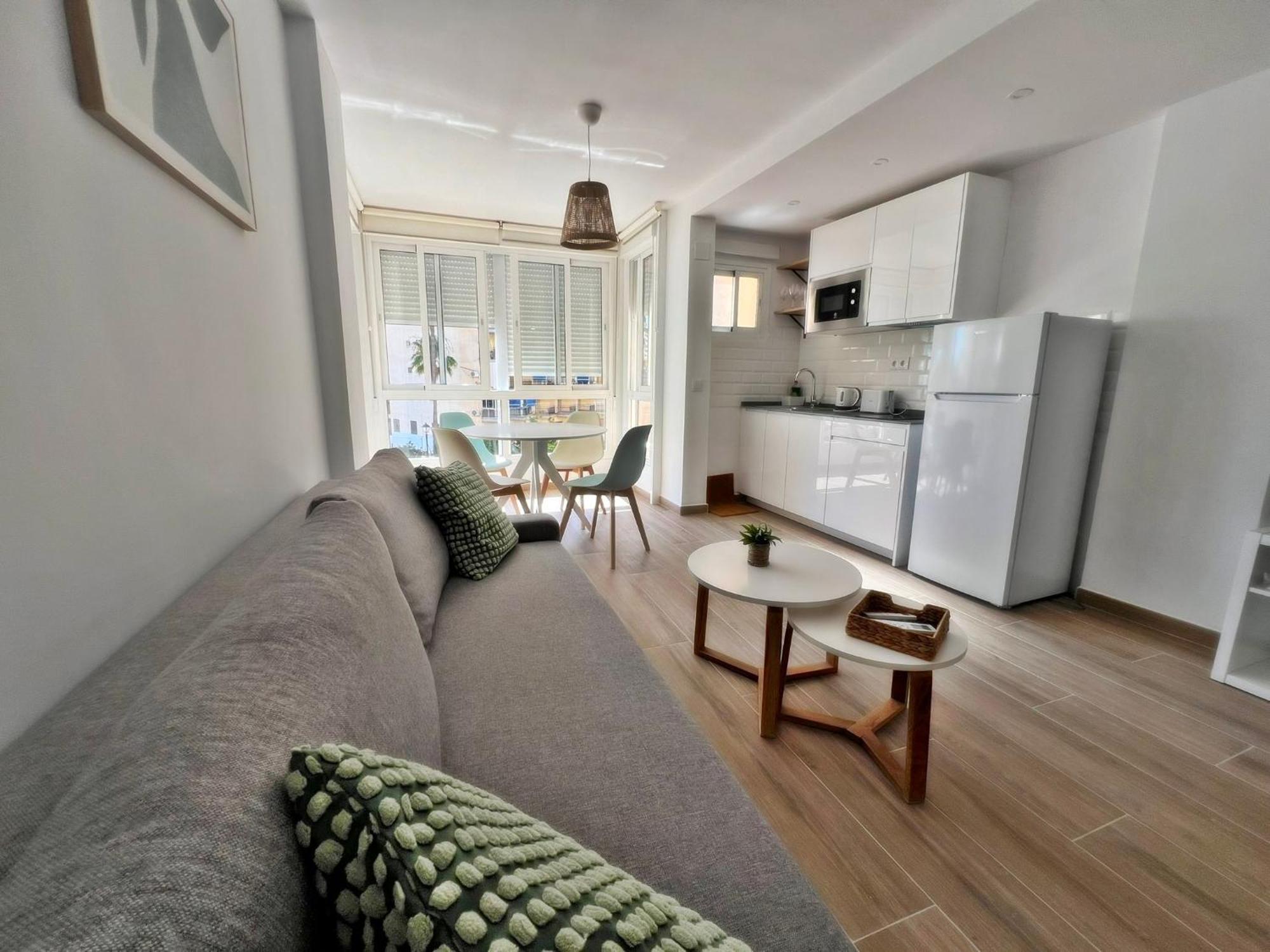 Nuevo Y Luminoso Estudio De Playa Con Piscina Apartamento